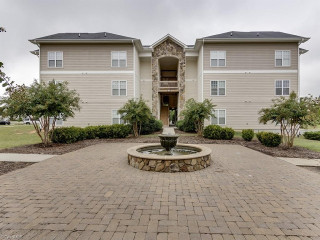Courtyard and view of building